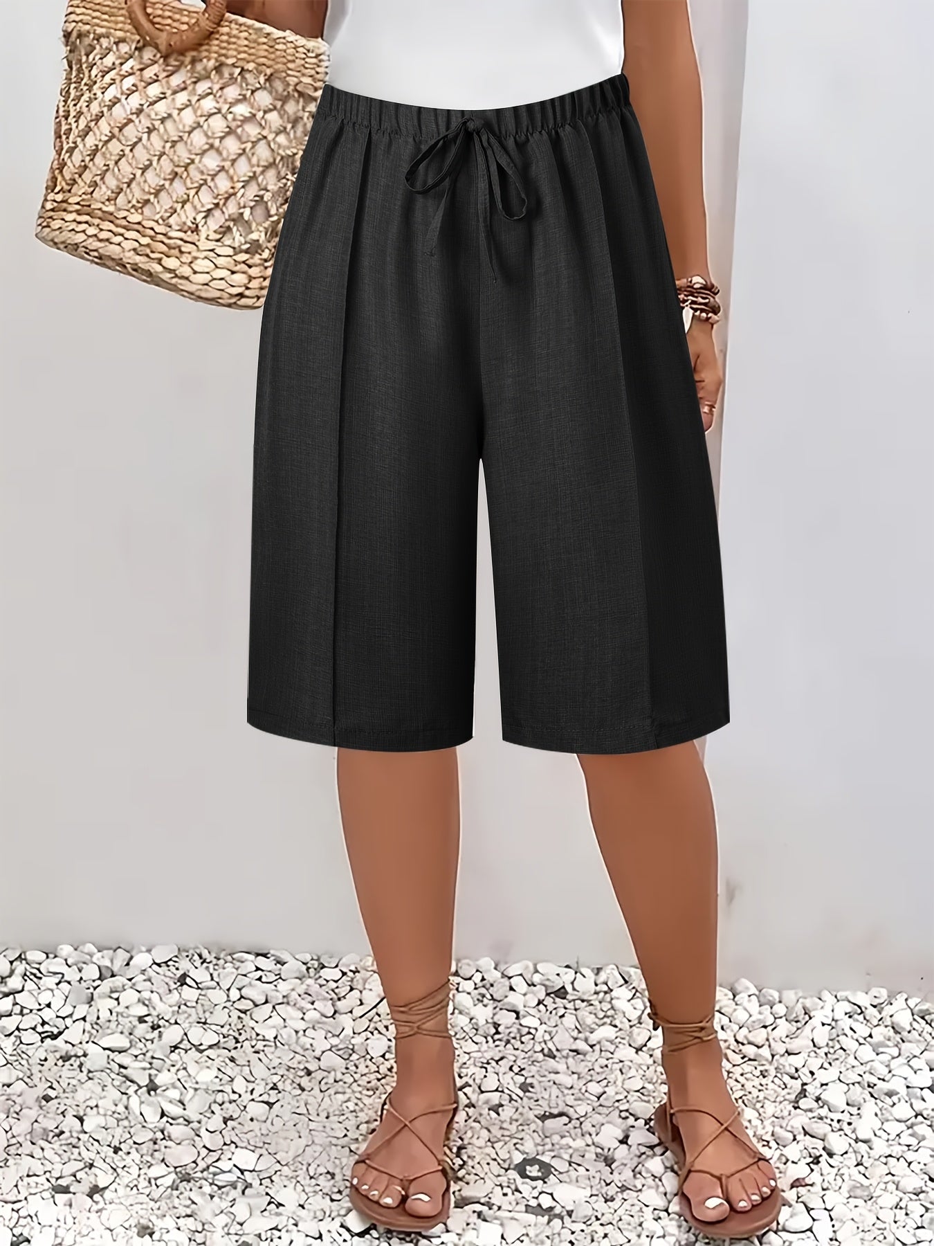 Zuzia - eleganckie szorty damskie, kolor Czarny